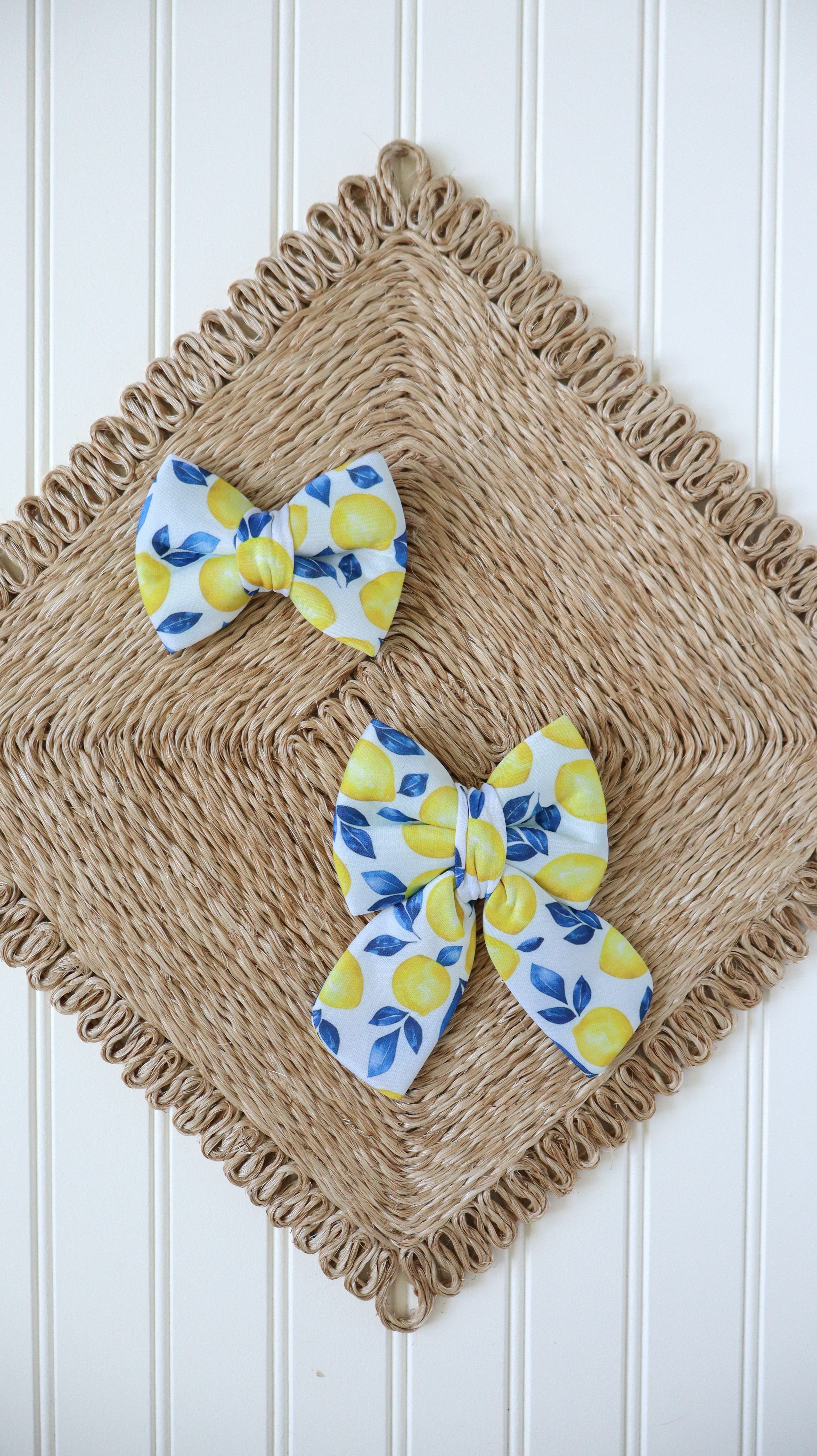 Capri Bow